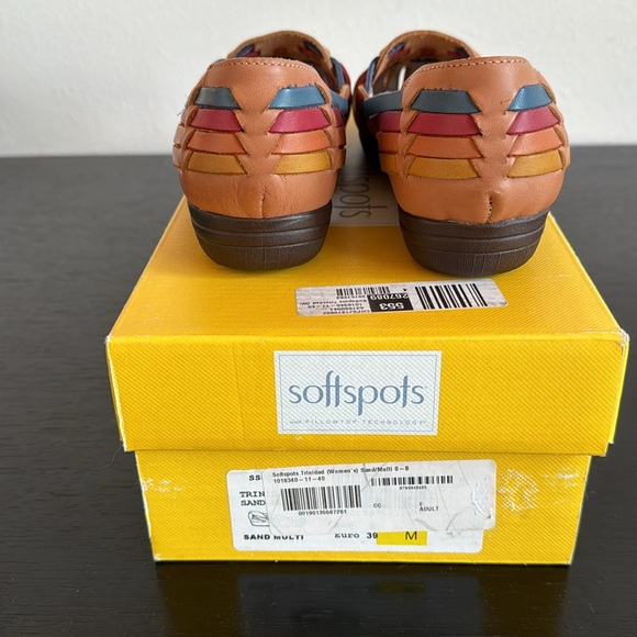 Softspots Women’s Leather Espadrille. Multicolor, new in box, size 8 - Picture 3 of 4